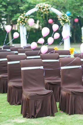 chairs with balloons