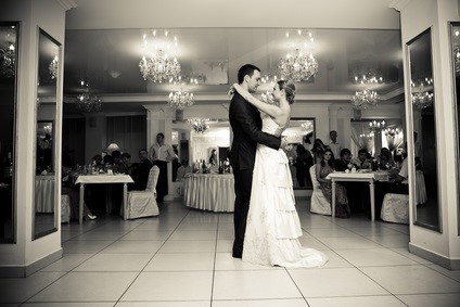 bride and groom slow dancing